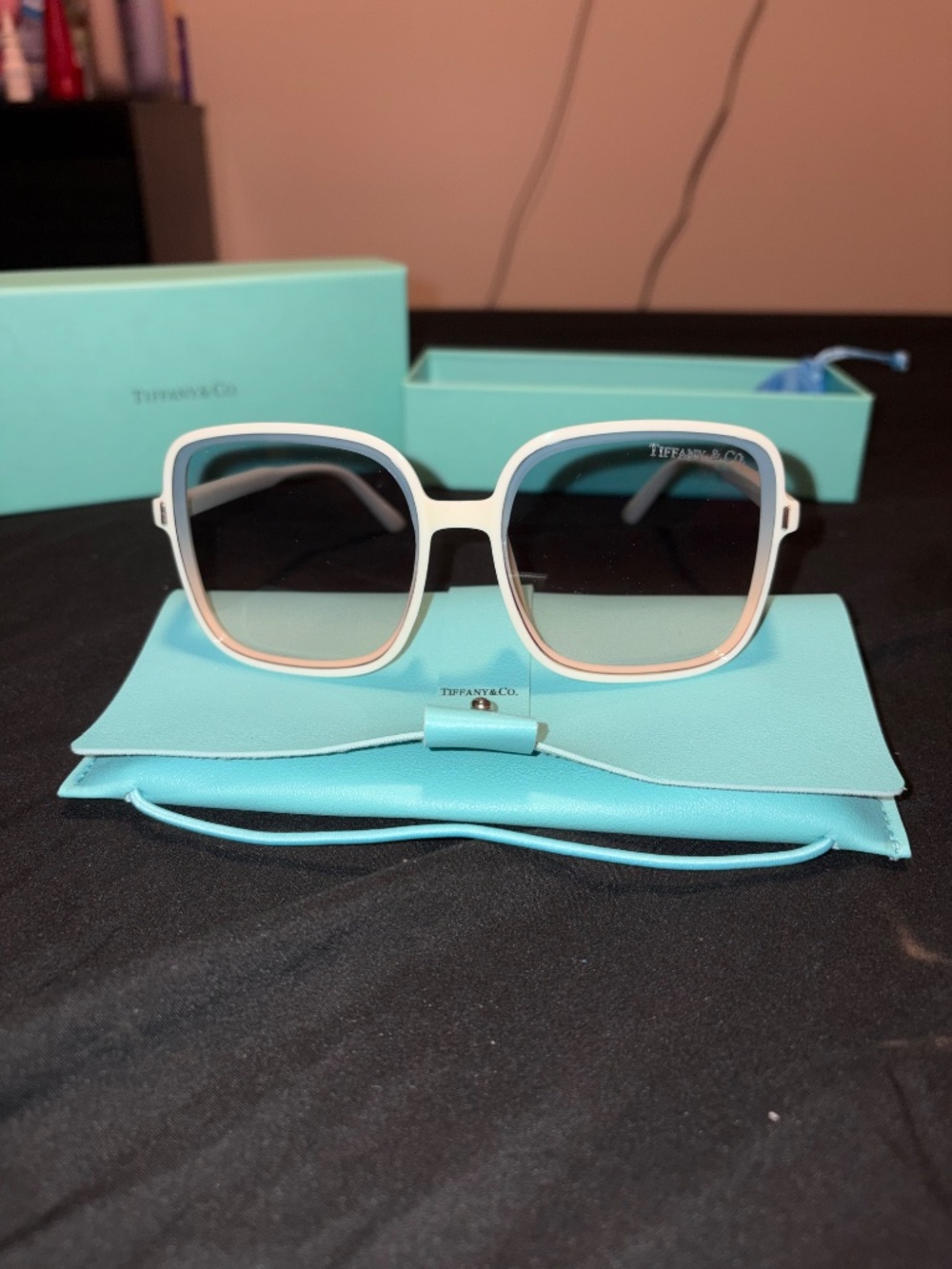 Tiff Sunglasses - Picture 2 of 3
